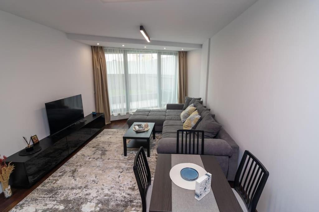 Georgi'S 1 Bedroom Quiet Apartment With Garage Sofia Exterior foto